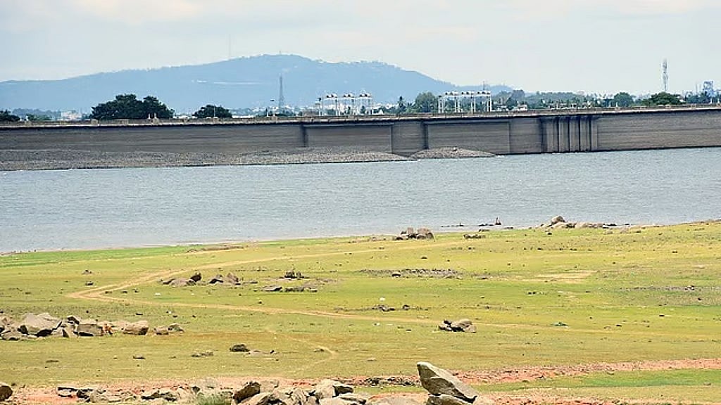 ಮುಂಗಾರು ಮುಗಿಯುತ್ತಿದ್ದರೂ ಇನ್ನೂ ಕರುಣೆ ತೋರದ ವರುಣ: ಕಾವೇರಿ ಜಲಾಶಯಗಳಲ್ಲಿ ಅರ್ಧದಷ್ಟು ಮಾತ್ರ ನೀರು!