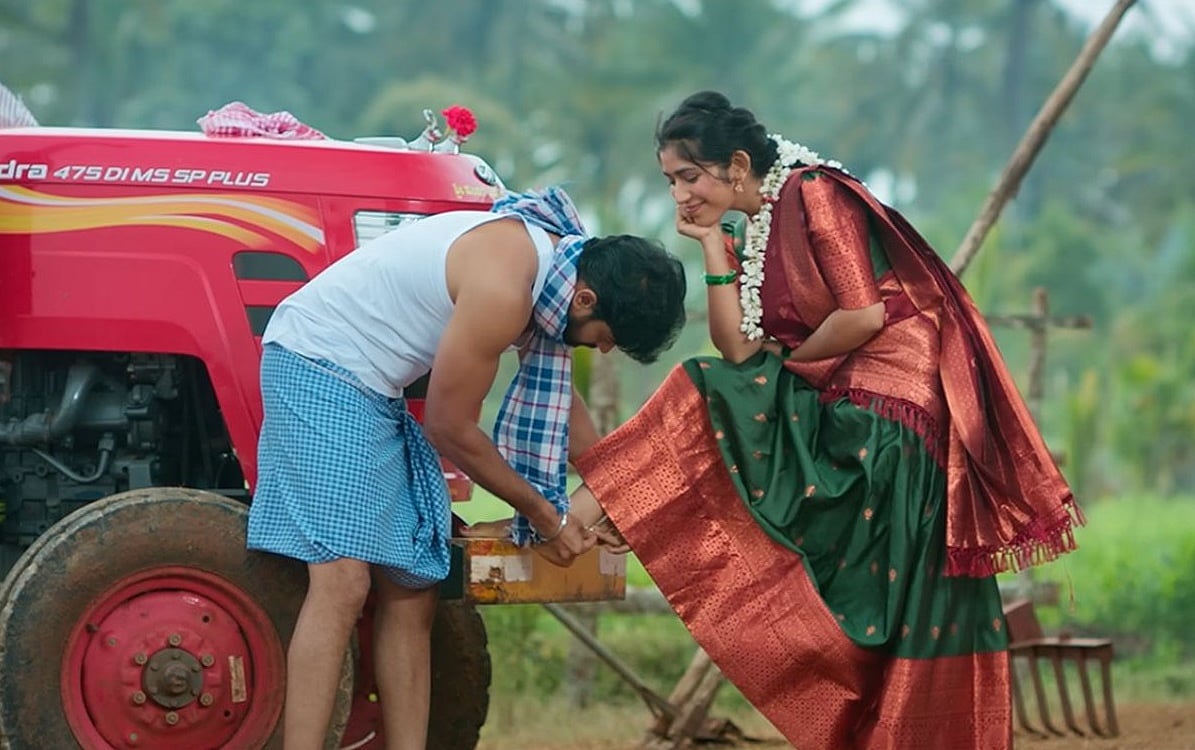 ದಾಖಲೆ ಮಟ್ಟದ ಟಿಕೆಟ್ ಬುಕ್ಕಿಂಗ್‌: ಮೂರನೇ ವಾರಕ್ಕೆ ಕಾಲಿಟ್ಟ ‘ಪ್ರೇಮದ ಊರಲಿ’ ಚಿತ್ರ; Video