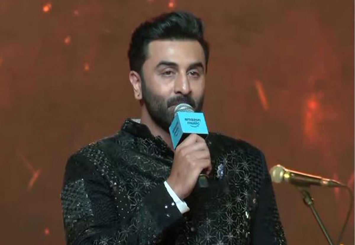 'ನನ್ನ ನಾಲಿಗೆ ಜಾರಿತು': ದಸರಾ ಭಾಷಣದ ವೇಳೆ ಆದ ಎಡವಟ್ಟಿಗೆ ಕ್ಷಮೆಯಾಚಿಸಿದ ಬಾಲಿವುಡ್ ನಟ ರಣಬೀರ್ ಕಪೂರ್!