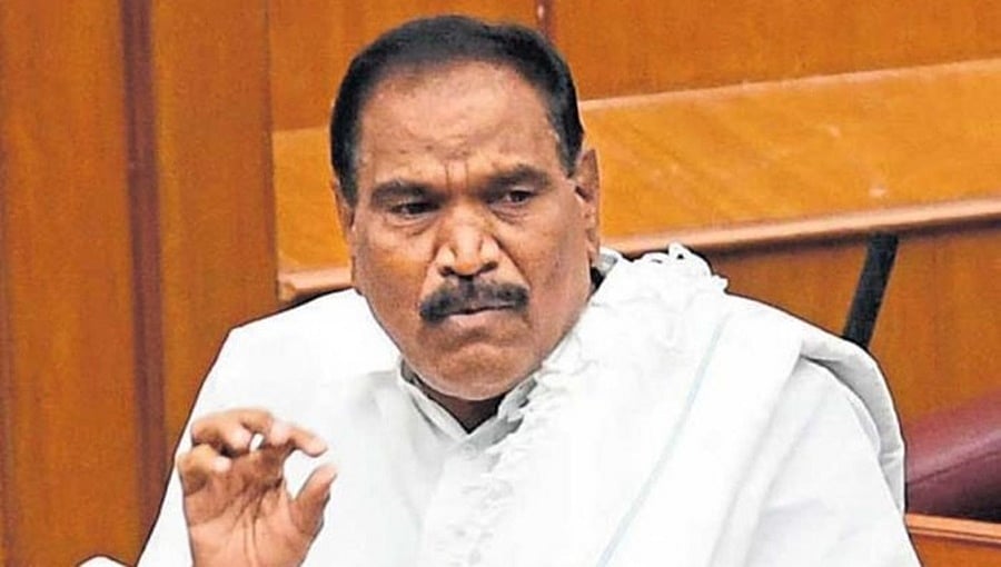 'ಗೌರವಯುತವಾಗಿ ಹಣ ನೀಡಿ': ಶಿವಲಿಂಗೇಗೌಡ ವಿರುದ್ಧ ಲೋಕಾಯುಕ್ತಕ್ಕೆ ದೂರು; ಸಚಿವರ ರಾಜಿನಾಮೆಗೆ ಒತ್ತಾಯ
