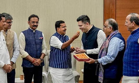 ‘பா.ஜ.க.விற்கு தாவிய 7 எம்.பி.க்களை தகுதிநீக்கம் செய்யவேண்டும்’ - மாநிலங்களவை தலைவருக்கு ஆம் ஆத்மி கடிதம்
