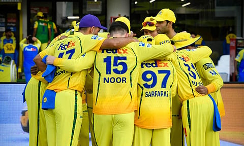 சென்னையை 8 விக்கெட்டுகள் வித்தியாசத்தில் வீழ்த்தி குஜராத்  வெற்றி!