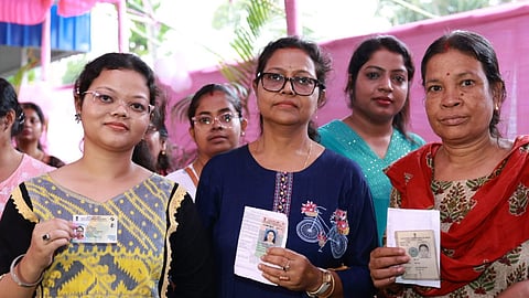 மேற்கு வங்க தேர்தல்:  பிற்பகல் 1 மணி நிலவரப்படி 61.11% வாக்குப்பதிவு