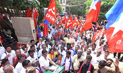 வணிக சிலிண்டர் விலை உயர்வை கண்டித்து மே.7 ஆர்ப்பாட்டம் - சிபிஐ(எம்), சிபிஐ, விசிக அறிவிப்பு!