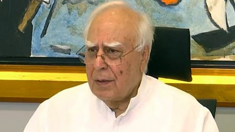 Kapil Sibal | இந்த தேர்தல் திருடப்பட்டு விட்டது, வீழ்த்தப்படவில்லை... கபில் சிபல் அதிரடி..!