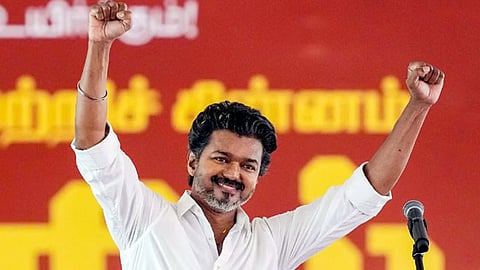தனிப்பெரும்பான்மை பெறாத த.வெ.க: ஆட்சி அமைக்க விஜய்க்கு உள்ள வாய்ப்புகள் என்ன?