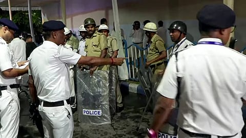 WB Violence | 200 வழக்குகள், 433 பேர் அதிரடி கைது... மேற்கு வங்கத்தில் தேர்தலுக்கு பிறகு வேகமெடுக்கும் வன்முறை