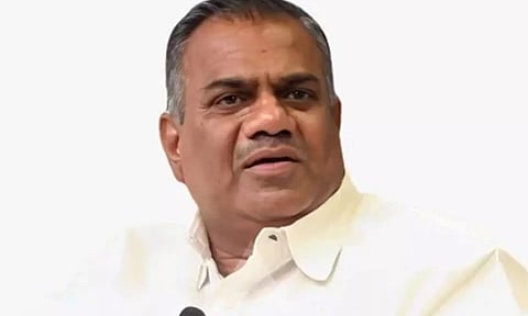 எடப்பாடி பழனிசாமியை சந்தித்த புஸ்சி ஆனந்த் 
