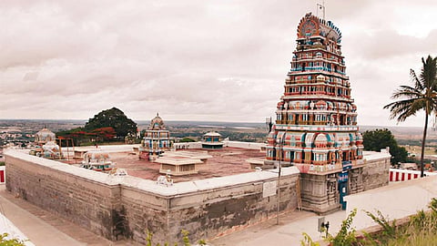 கோவில் தோற்றம்
