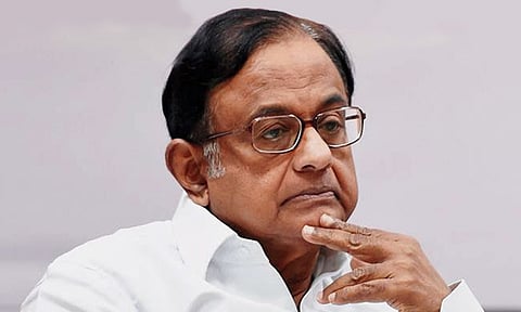 பெரும்பான்மையை நிரூப்பிக்க வேண்டிய களம் சட்டப்பேரவைதான்..!- ப.சிதம்பரம்