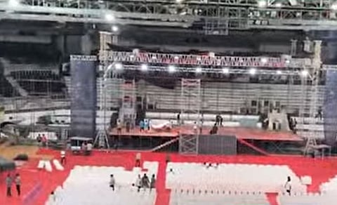 விஜய் முதலமைச்சராக பதவி ஏற்க தயாராகும் நேரு உள்விளையாட்டு அரங்கம்