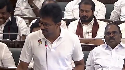 அரசியலில் திமுக தான் உங்களுக்கு சீனியர் - உதயநிதி ஸ்டாலின்