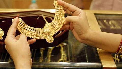 GOLD PRICE TODAY : அதிரடியாக உயர்ந்த தங்கம், வெள்ளி விலை- எவ்வளவு தெரியுமா? 