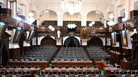 தமிழ்நாடு சட்டசபையில் இருக்கைகள் ஒதுக்கீடு- ஆளும் கட்சி வரிசையில் காங்கிரஸ்