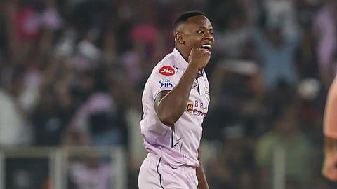 IPL 2026 | பர்பிள் கேப்பை புவனேஷ்குமாருடன் பகிர்ந்து கொண்ட ரபாடா