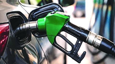 புதுச்சேரியில் பெட்ரோல், டீசல் விலை மீண்டும்  உயர்வு
