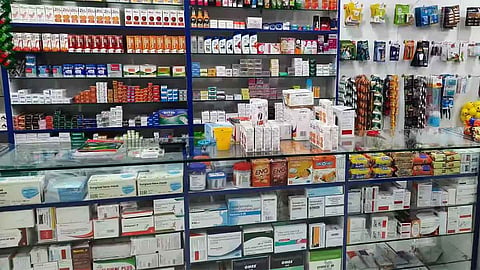 நாடு முழுவதும் மருந்து கடைகள் இன்று முழு அடைப்பு போராட்டம்
