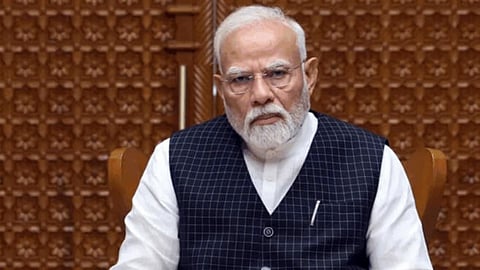 PM Modi | வெளிநாட்டு பயணத்தை முடித்த கையோடு 4.5 மணிநேர அமைச்சரவை கூட்டத்திற்கு தலைமை வகித்த பிரதமர் மோடி