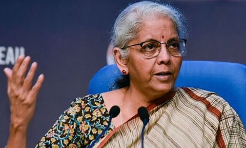 மக்களுக்காக ரூ.1 லட்சம் கோடியை இழந்த மத்திய அரசு: பொருளாதார நெருக்கடியை சமாளிக்க '3Fs' சூத்திரம்
