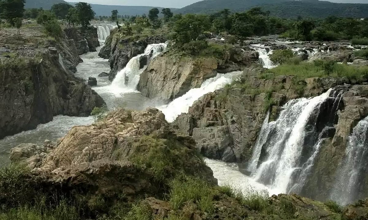 ஒகேனக்கல்லுக்கு நீர்வரத்து வினாடிக்கு 4000 கனஅடியாக அதிகரிப்பு