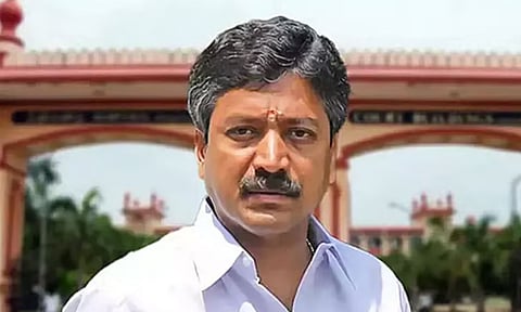 சி.வி.சண்முகம்