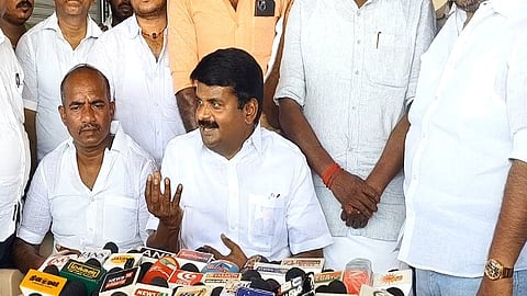 த.வெ.க.வில் இணைகிறேனா?- விஜயபாஸ்கர்