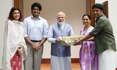 மகளின் திருமணத்திற்கு பிரதமரை நேரில் சென்று அழைத்த குஷ்பு - சுந்தர்!