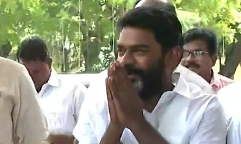விசிகவில் இருந்து விலகிய பனையூர் பாபு திமுகவில் இணைந்தார்!