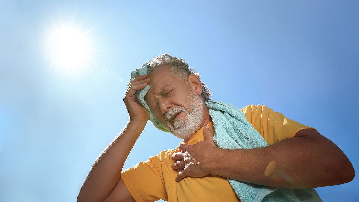 உயிருக்கு ஆபத்தாகும் Heat Stroke: அறிகுறிகளும், உடனடி முதலுதவிகளும்!