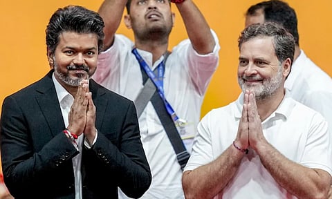 ‘தமிழ்நாடு மக்களின் நலனுக்காக ஒன்றிணைந்து பணியாற்றுவோம்’ -  பிறந்தநாள் வாழ்த்து கூறிய விஜய்க்கு உறுதி அளித்த ராகுல்காந்தி!