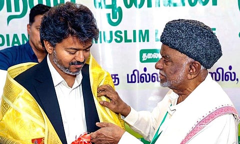 TN CM Vijay- IUML Kadhar moideen