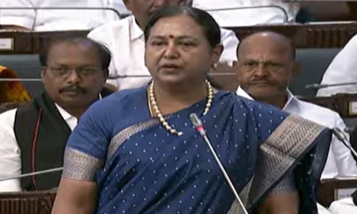 சட்டப்பேரவையில் 'தண்ணீர் பாட்டில்' கோரிக்கை விடுத்த பிரேமலதா- ஓபிஎஸ் கருத்தால் எழுந்த சிரிப்பலை!