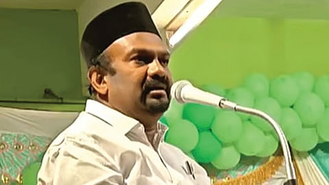 அமைச்சர் ஷாஜகான்