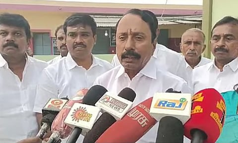 அரசு சான்றிதழ்கள் வாங்க அலையவேண்டாம்: சாதி, முகவரி உள்ளிட்ட விவரங்கள் அடங்கிய ID கார்ட் விரைவில் வழங்கப்படும் - அமைச்சர் செங்கோட்டையன்!