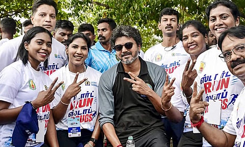 இந்தியாவில் மாரத்தான் ஓடிய ஒரே முதலமைச்சர் விஜய் மட்டும்தானா? 