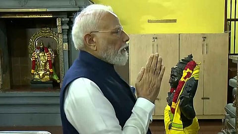 Modi visit Navashakti Vinayakar Temple in Seychelles