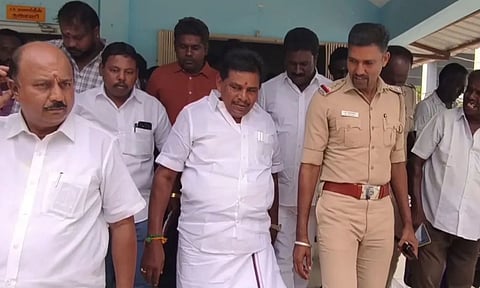 அனிதா ராதாகிருஷ்ணன் 