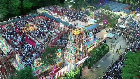 பழமுதிர்சோலை முருகன் கோவிலில் கோலாகல கும்பாபிஷேகம்- வெற்றிவேல் வீரவேல் கோஷம்  விண்ணதிர முழங்கியது!