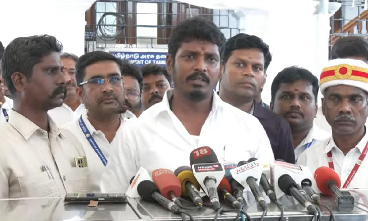 முடிவுக்கு வரும் பாட்டிலுக்கு ரூ.10 ஊழல்? டாஸ்மாக் ஊழியர்களுக்கு 25% ஊதிய உயர்வு அறிவிப்பு!