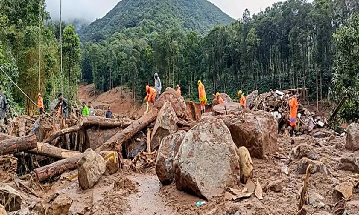 வயநாடு நிலச்சரிவு- உயிரிழந்த 3 பேரின் குடும்பங்களுக்கு ரூ.5 லட்சம் நிவாரணம் அறிவிப்பு