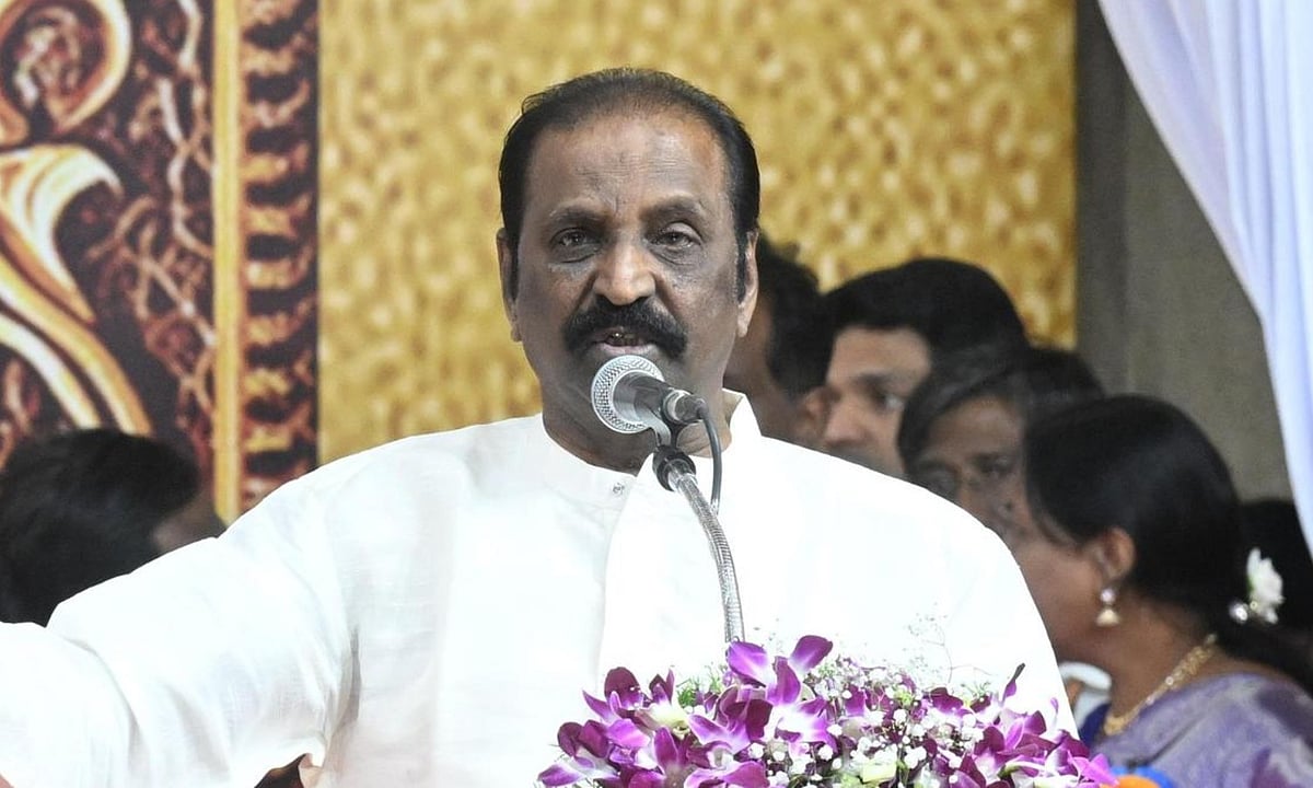 24 ஆண்டுகளுக்குப் பிறகு தமிழருக்கு ஞானபீட விருது; பிறந்தநாளன்றே பரிசைப் பெற்றார் கவிஞர் வைரமுத்து!