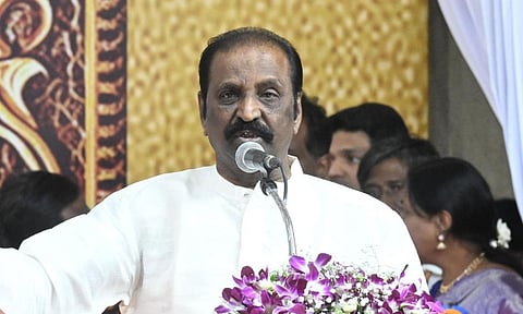 24 ஆண்டுகளுக்குப் பிறகு தமிழருக்கு ஞானபீட விருது; பிறந்தநாளன்றே பரிசைப் பெற்றார் கவிஞர் வைரமுத்து!