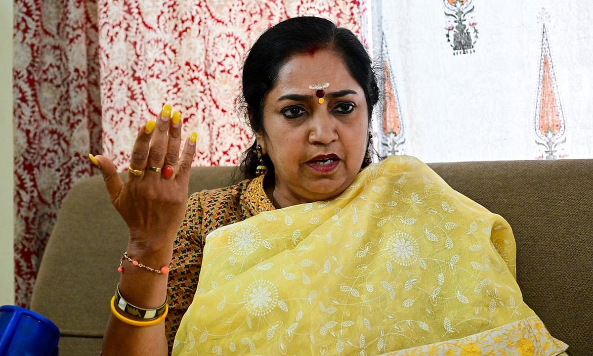 FMGE தேர்வைச் சுற்றி எழுந்துள்ள சர்ச்சை கவலை அளிக்கிறது..!- தமிழச்சி தங்கபாண்டியன்