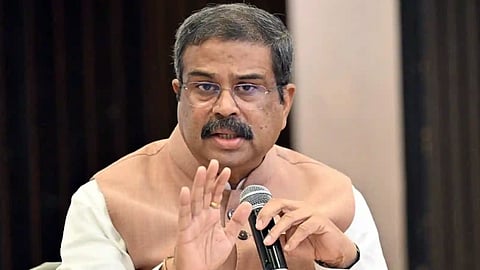 அமைச்சர் தர்மேந்திர பிரதான்