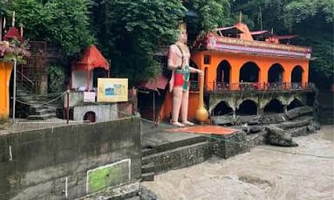 Tapkeshwar Shiva temple Floods 