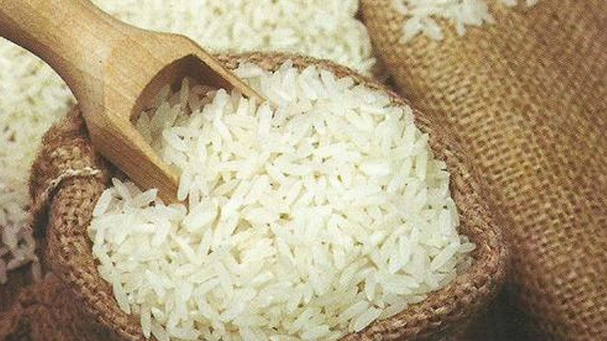 அரிசி விலை கிடுகிடு உயர்வு- பொன்னி அரிசி கிலோ ரூ.80-க்கு விற்பனை