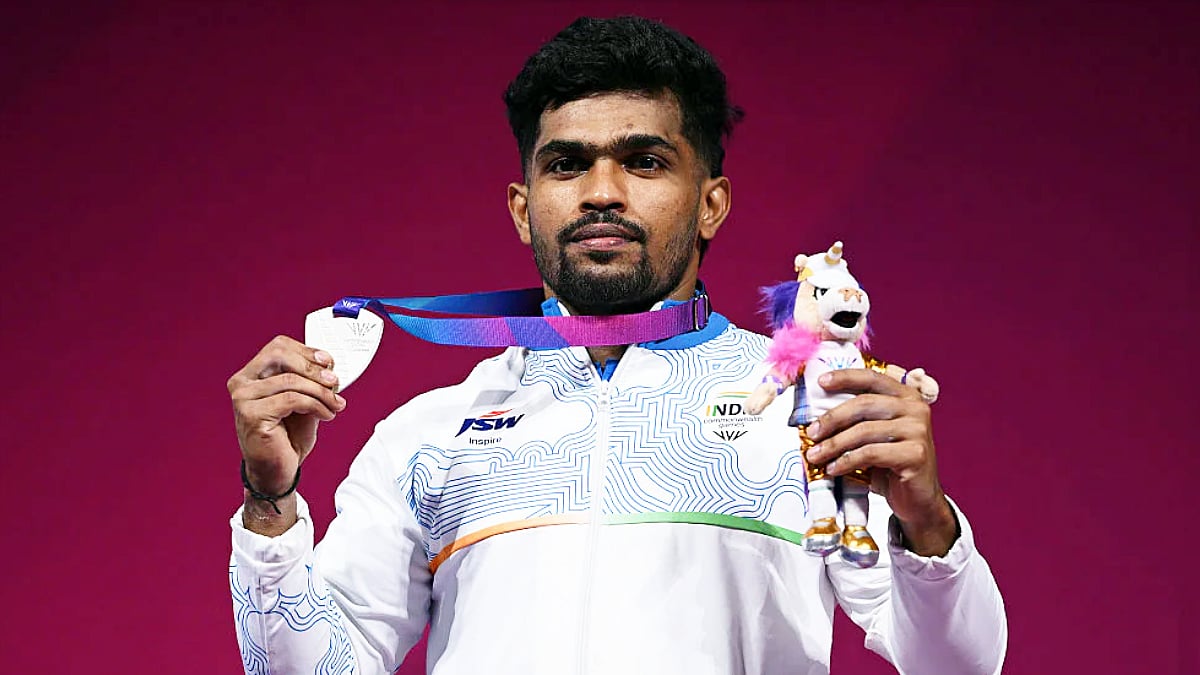 காமன்வெல்த் போட்டிகள்: பளுதூக்கும் பிரிவில் ராஜா முத்துப்பாண்டி வெள்ளிப் பதக்கம் வென்று அசத்தல்