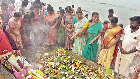ஆடிப்பெருக்கு விழா