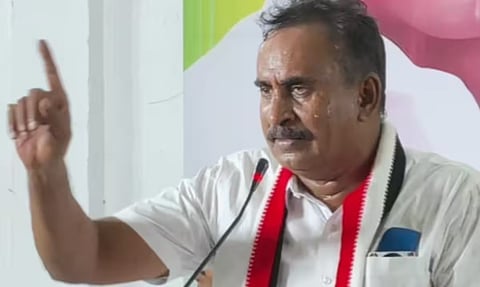 ‘இபிஎஸ் அளித்த பதவிகள் வேண்டாம்... சசிகலா, டிடிவி தினகரை கட்சியில் சேர்க்க வேண்டும்’ - எஸ்.பி.வேலுமணி பேட்டி