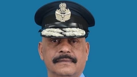 அயோத்தி ராமர் கோயிலின் அறக்கட்டளைக்கு சிஇஓ-வாக ஓய்வுபெற்ற ஏர் மார்ஷல்  ஜிதேந்திர மிஸ்ரா நியமனம்! 